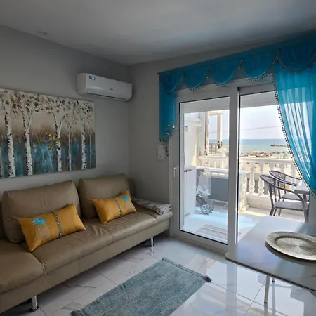 Sea View By Natalia Apartment