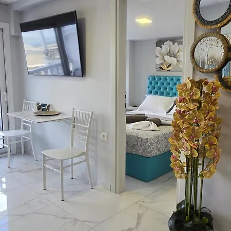 Apartment Sea View By Natalia *